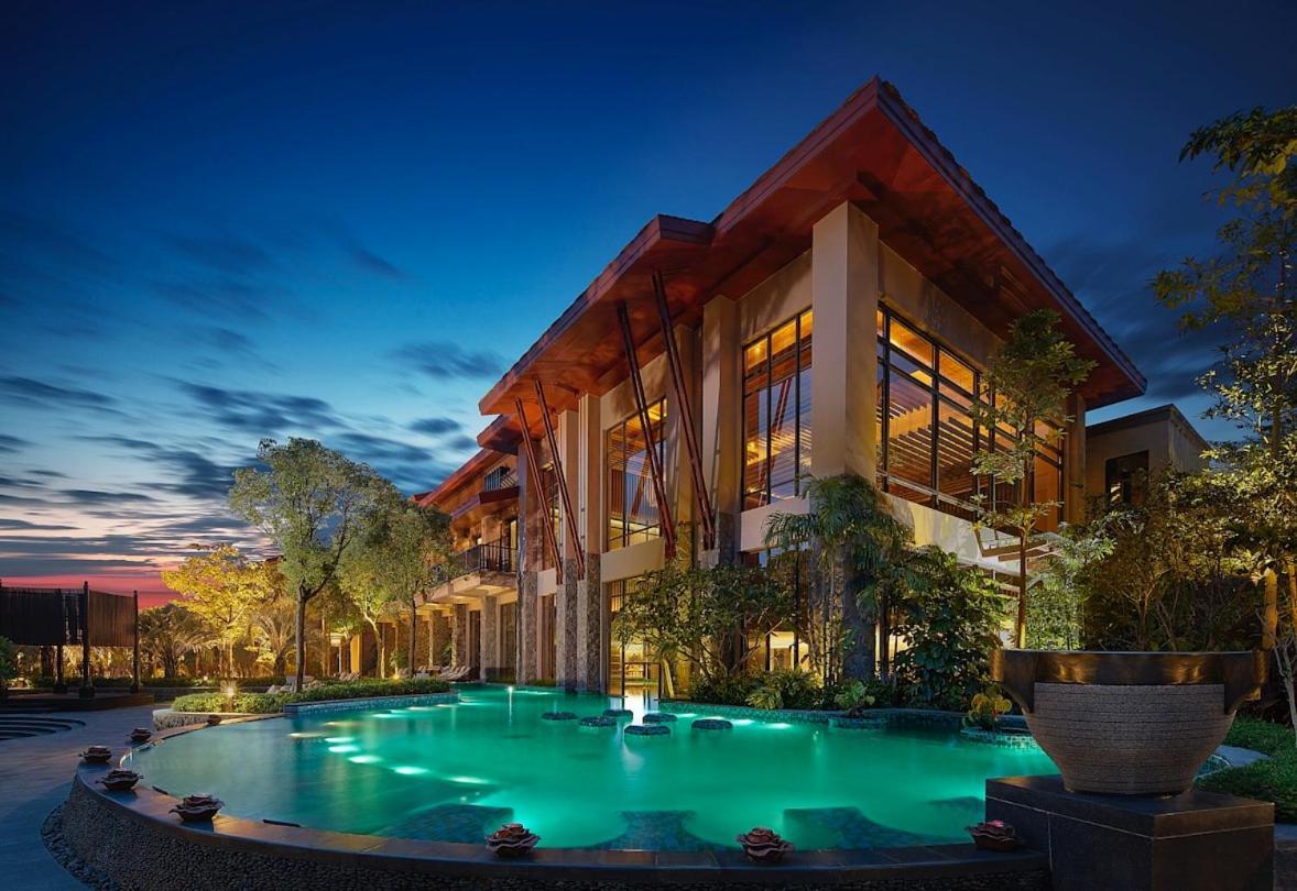 Dusit Devarana Hot Springs & Spa 広州 エクステリア 写真